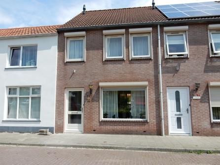 Voorhoute 12, Kruiningen