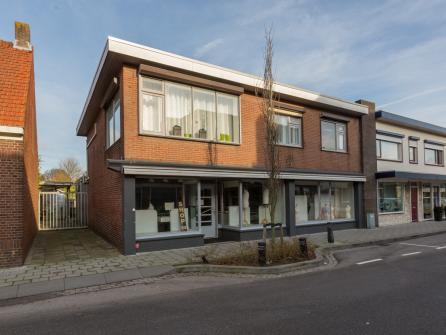 Dorpsstraat 52, Krabbendijke